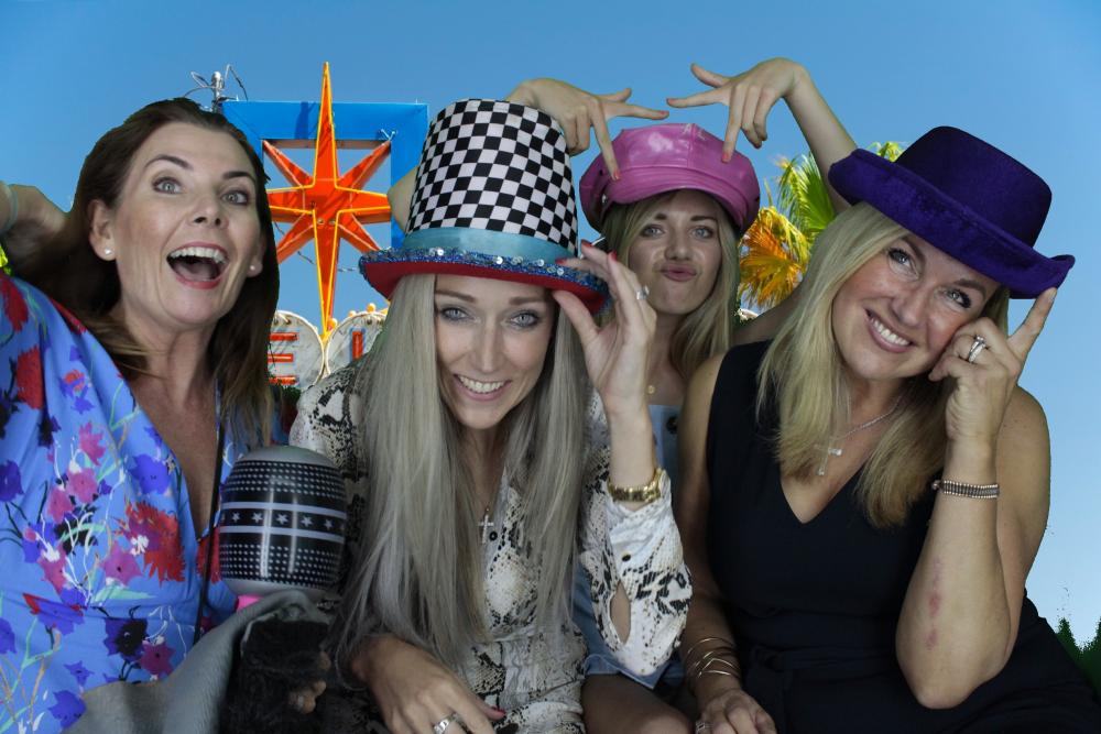 Leavers BBQ | View more photos from the event at gallery.myphotoboothexperience.co.uk/u/MyPhotoBoothExperienceLtd/Leavers-BBQ